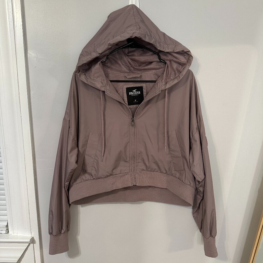 Hollister Lightweight Hooded, Cropped Running Jacket, Purple-Grey | Size Medium